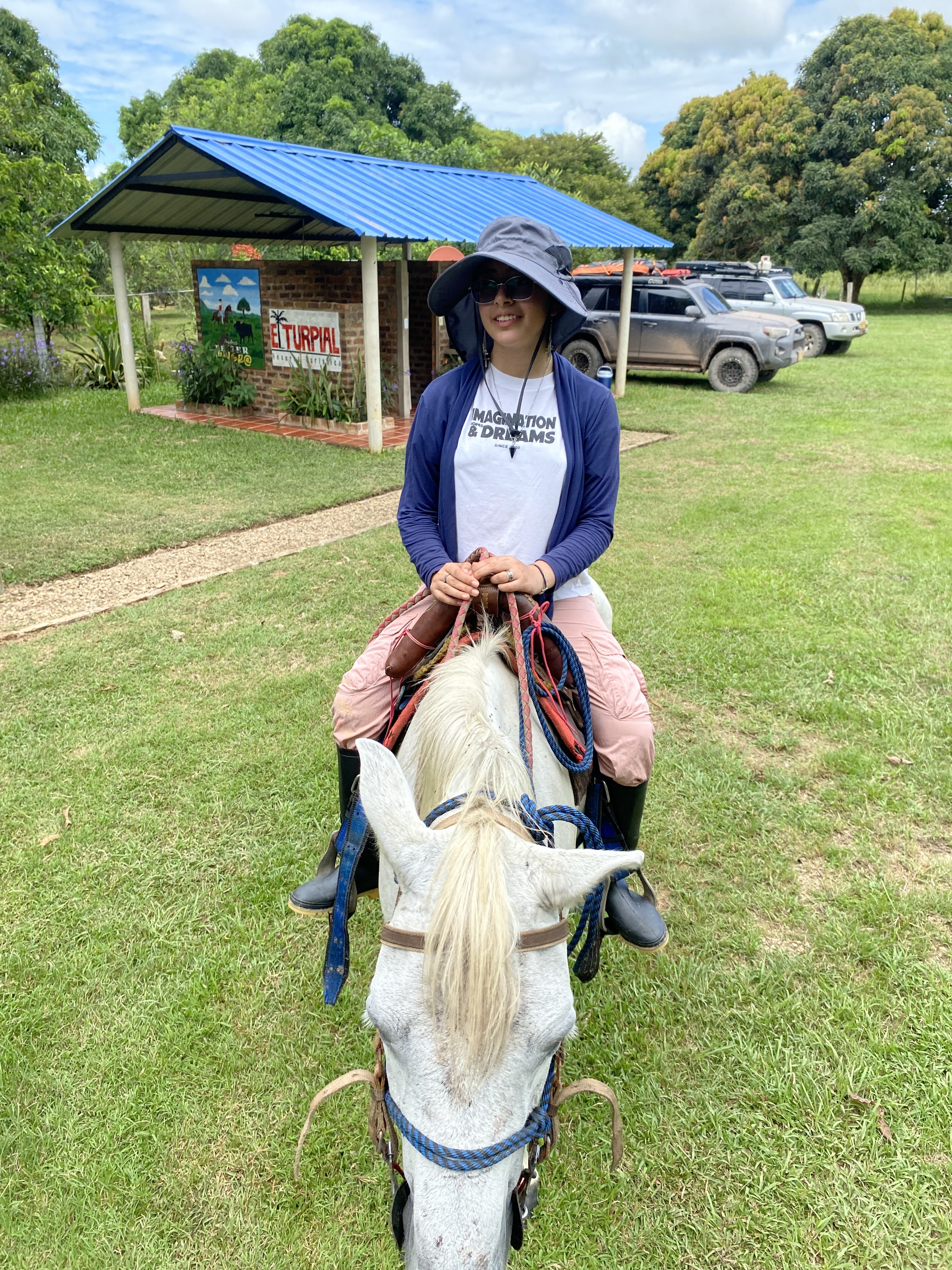 Taller de lazo y ensillado de caballos